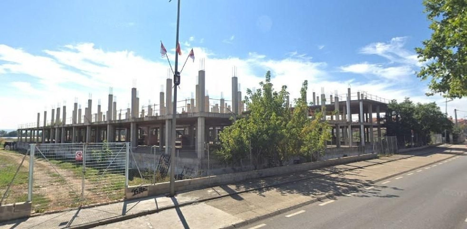  for sale building Humanes Campiña 1