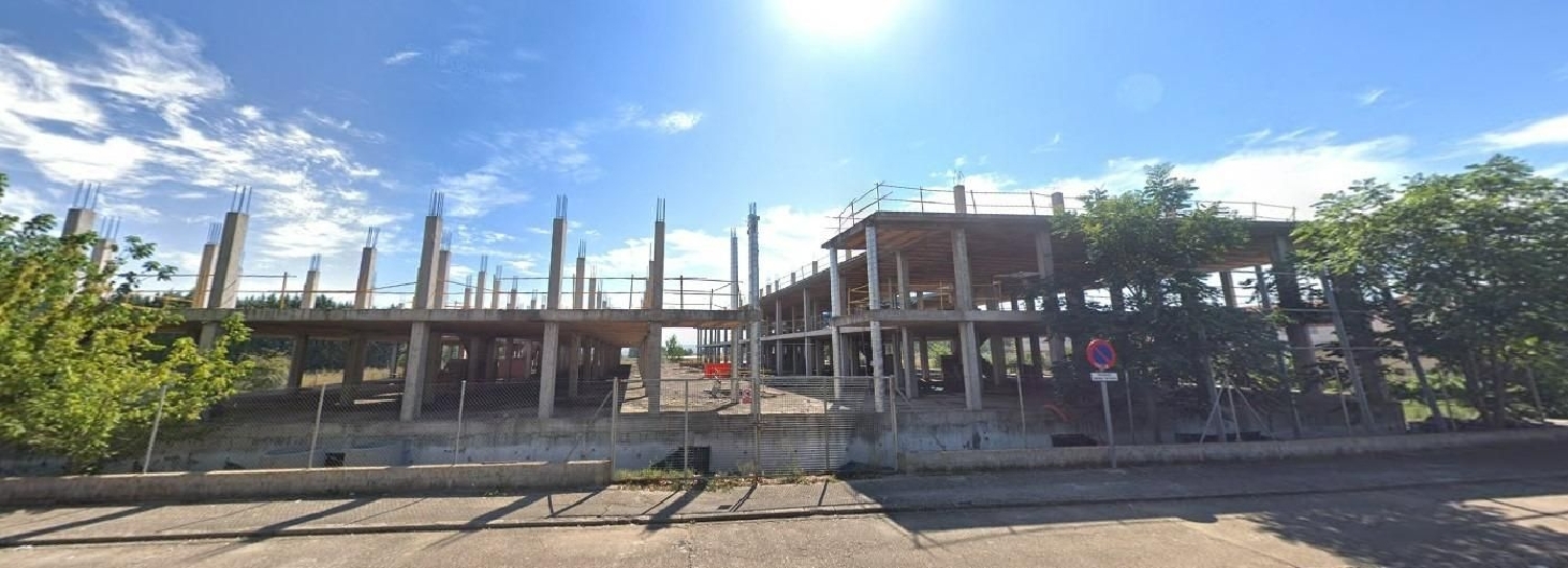  for sale building Humanes Campiña 3