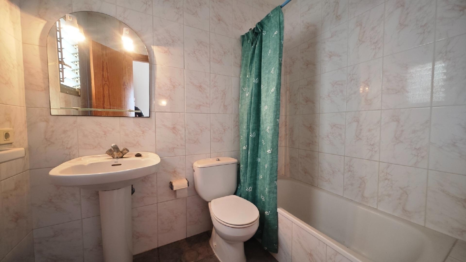  till salu byggnad Maroñas Noya 6