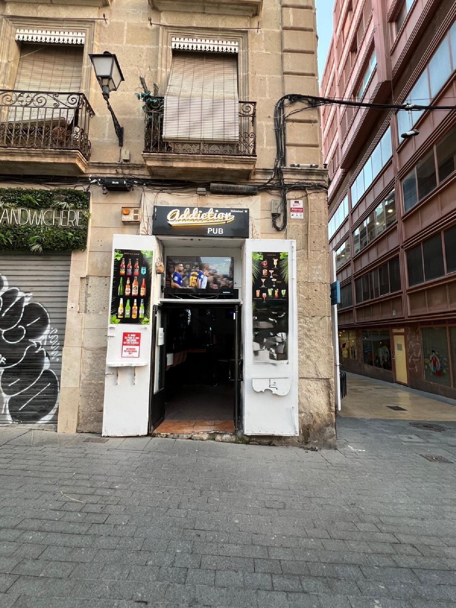  en venta local comercial Alicante Centro 03001 Alacantí 2