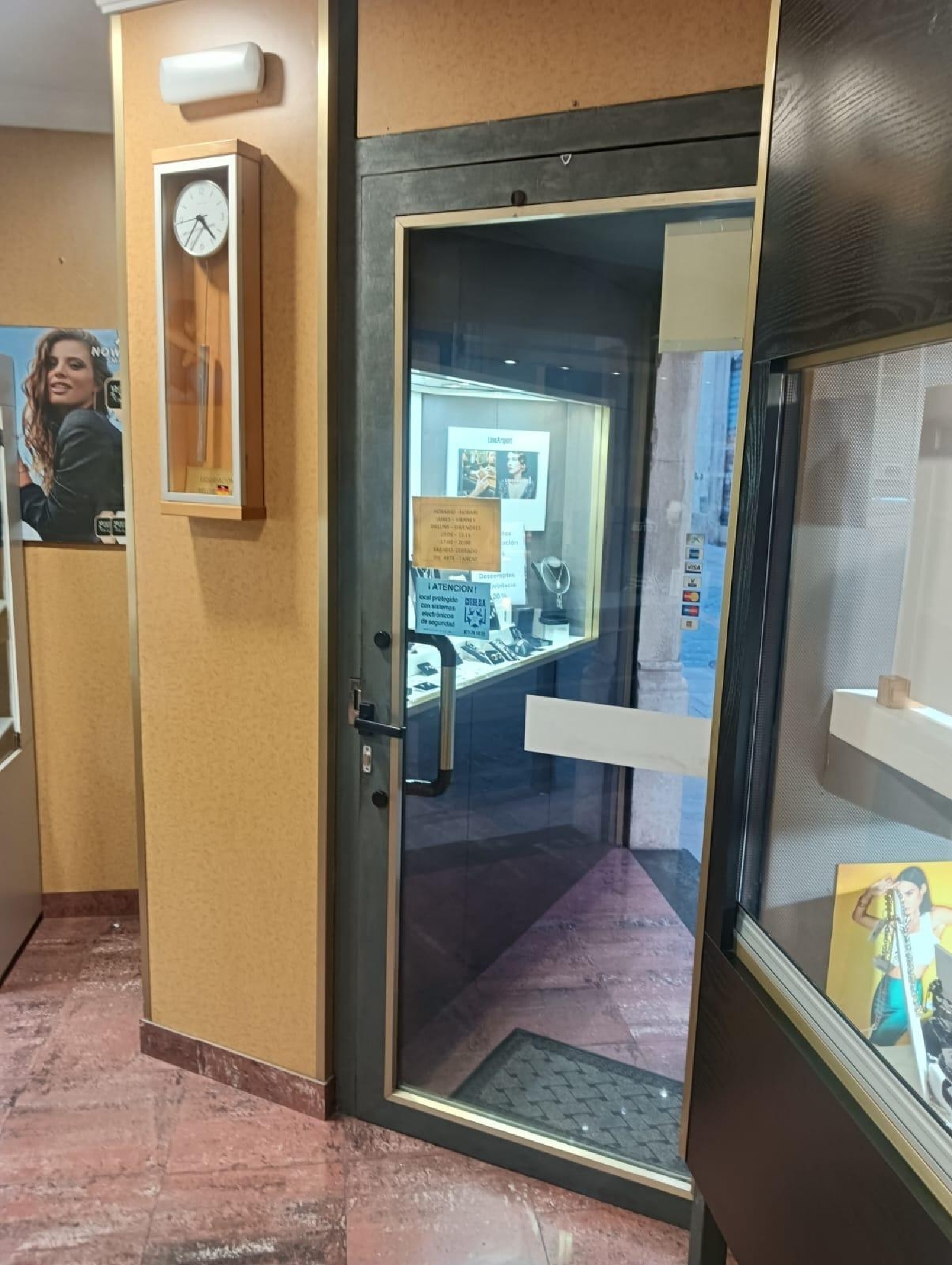  till salu kommersiell Barriada Les Tres Creus Bages 2