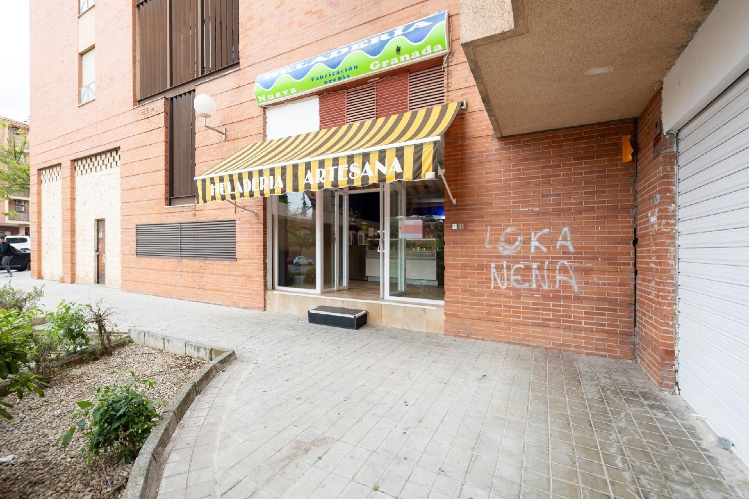 te koop bedrijfsruimte/ kantoor Barrio De Granada Alacantí 3