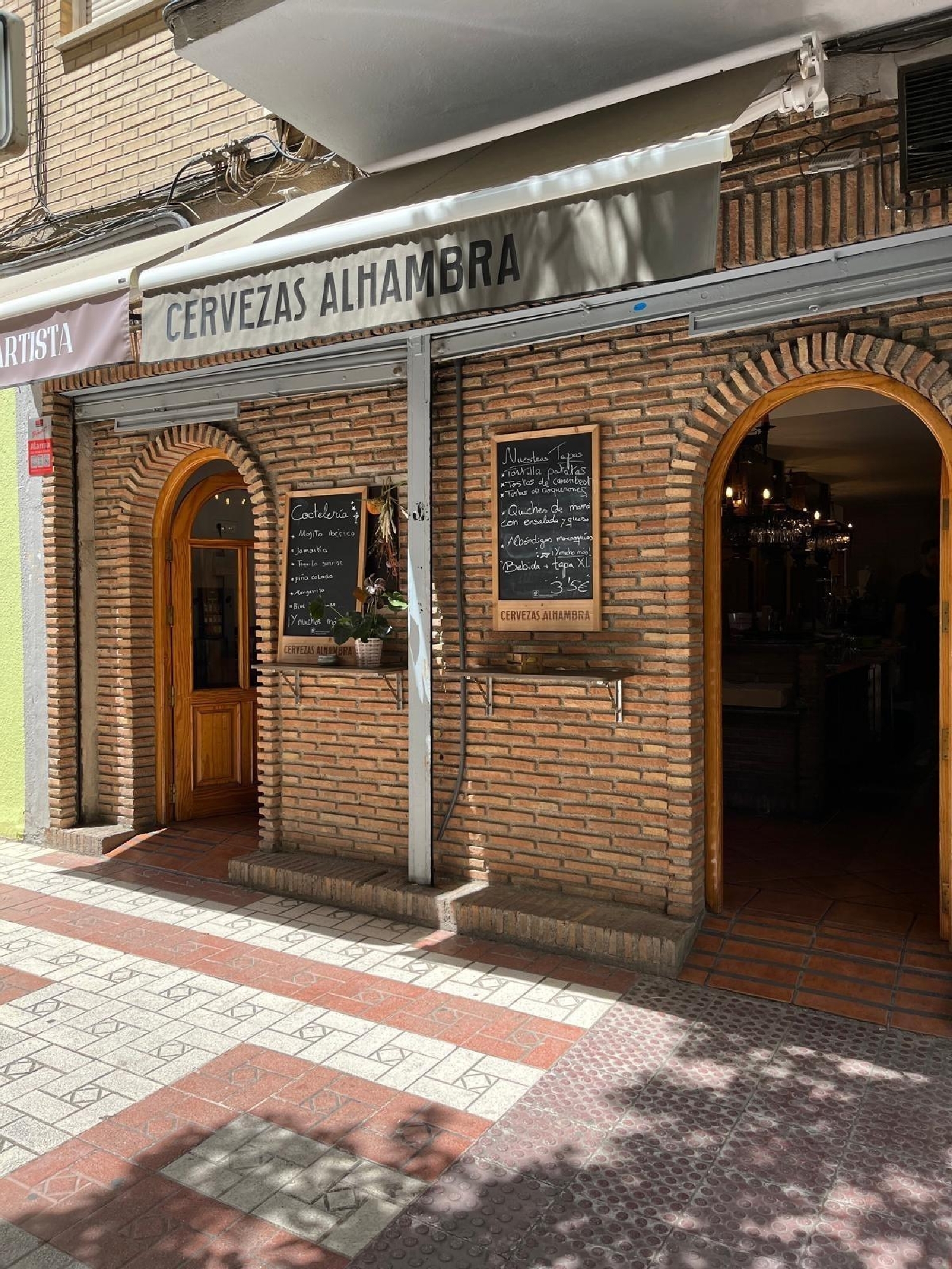 te koop bedrijfsruimte/ kantoor Barrio De Granada Alacantí 3