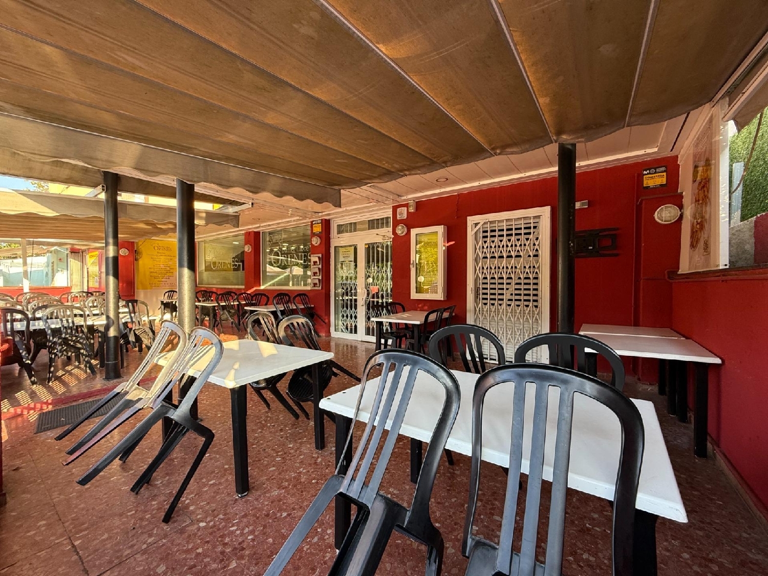 te koop bedrijfsruimte/ kantoor Castelldefels Baix Llobregat 3