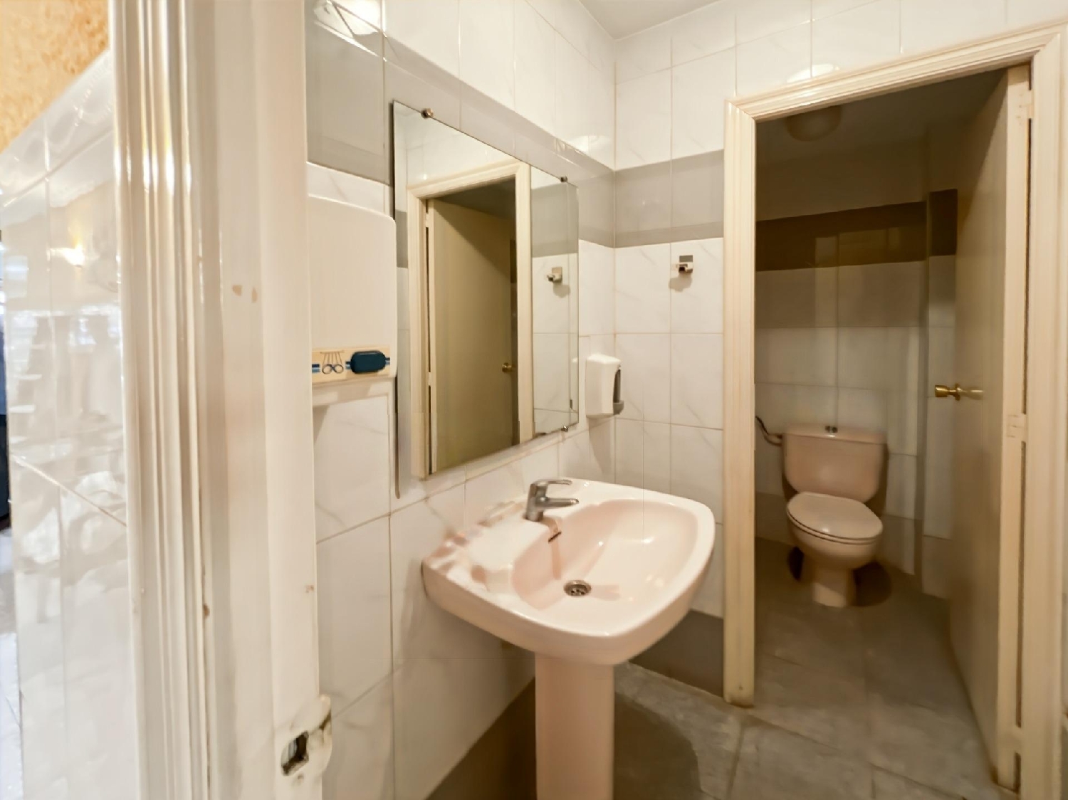  te koop bedrijfsruimte/ kantoor Castellons Marina Alta 7