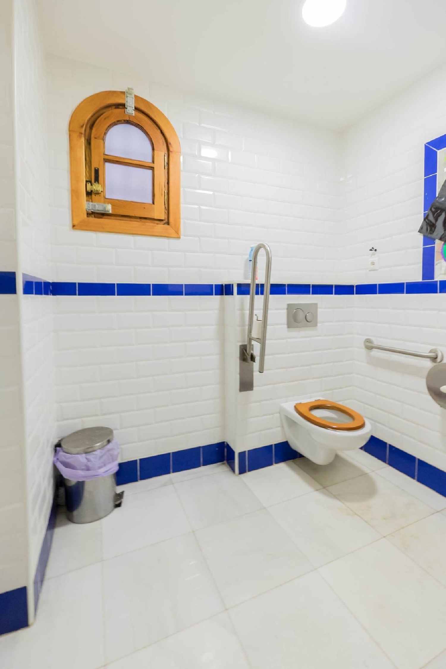 te koop bedrijfsruimte/ kantoor Fuengirola Costa Del Sol Occidental 8