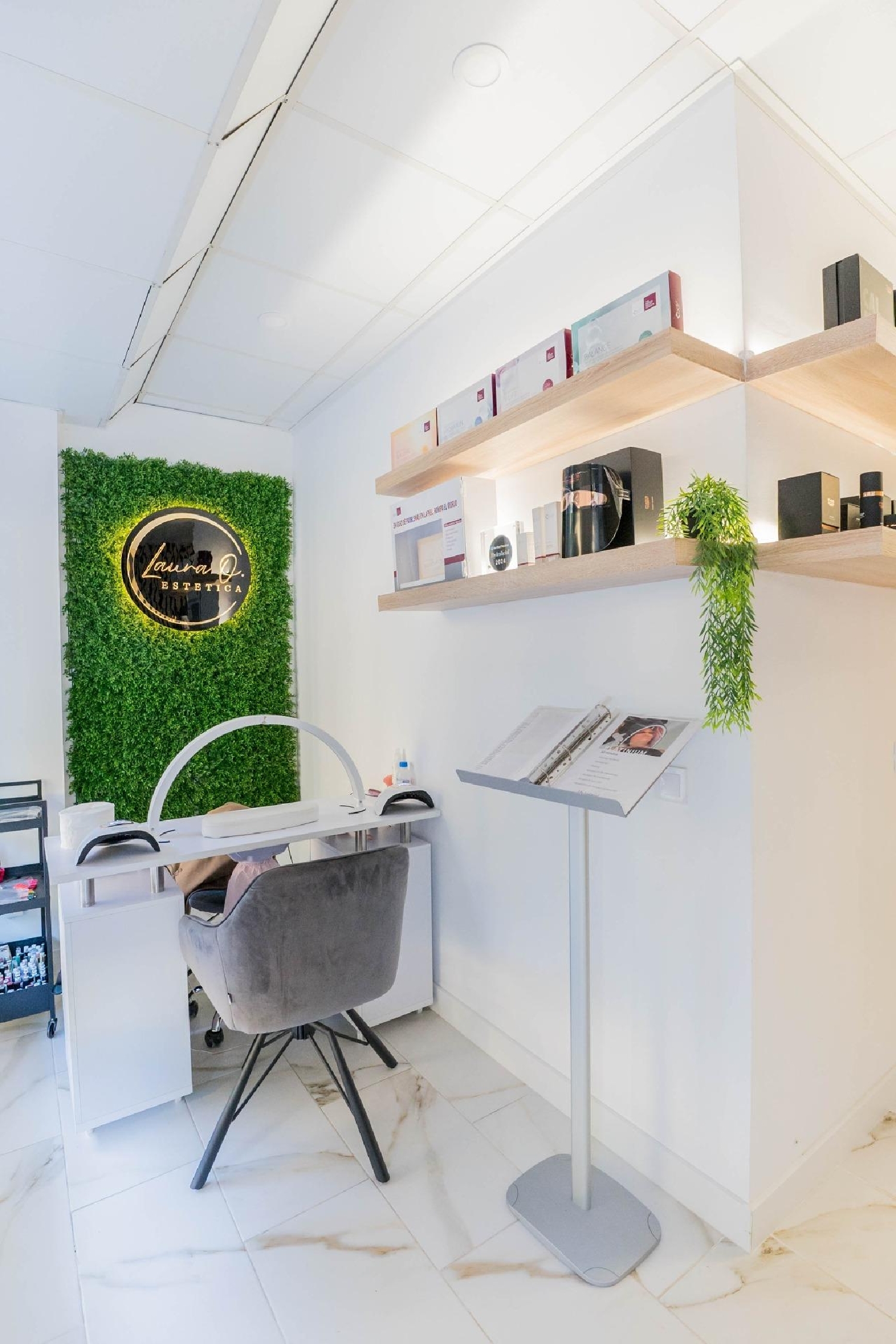 te koop bedrijfsruimte/ kantoor Fuengirola Costa Del Sol Occidental 4