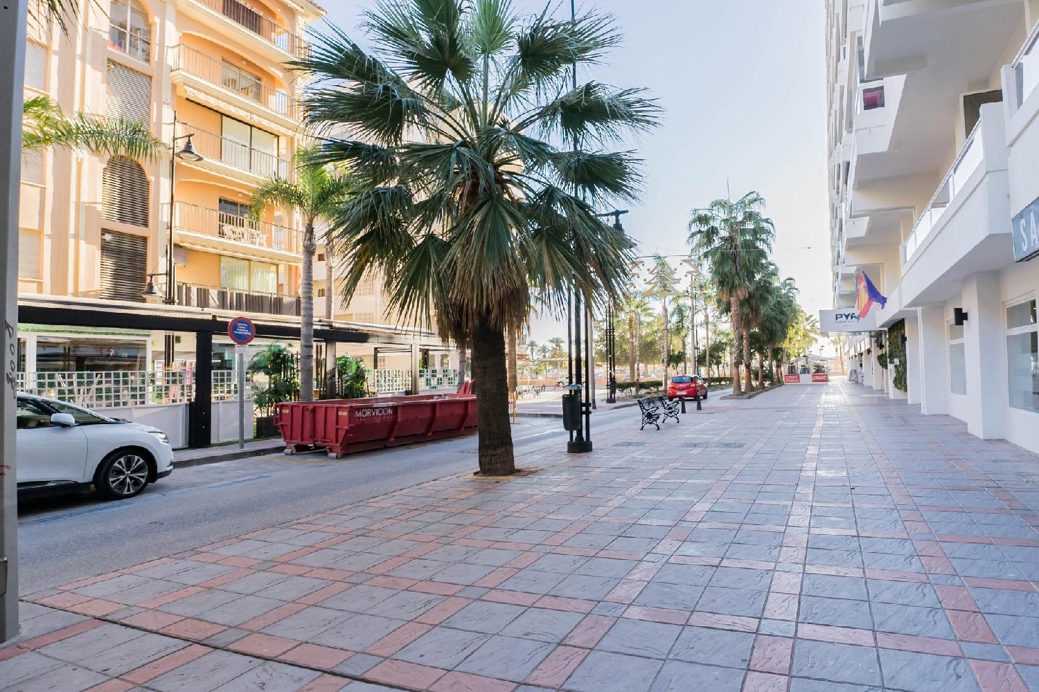 te koop bedrijfsruimte/ kantoor Fuengirola Costa Del Sol Occidental 3