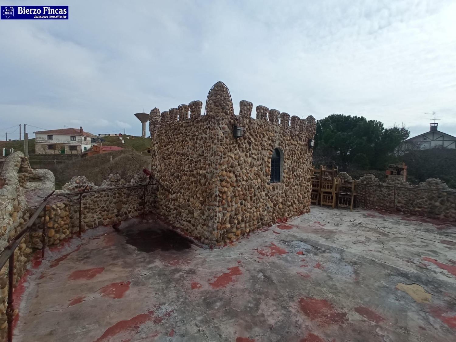  till salu kommersiell León De Abaixo Arzúa 5