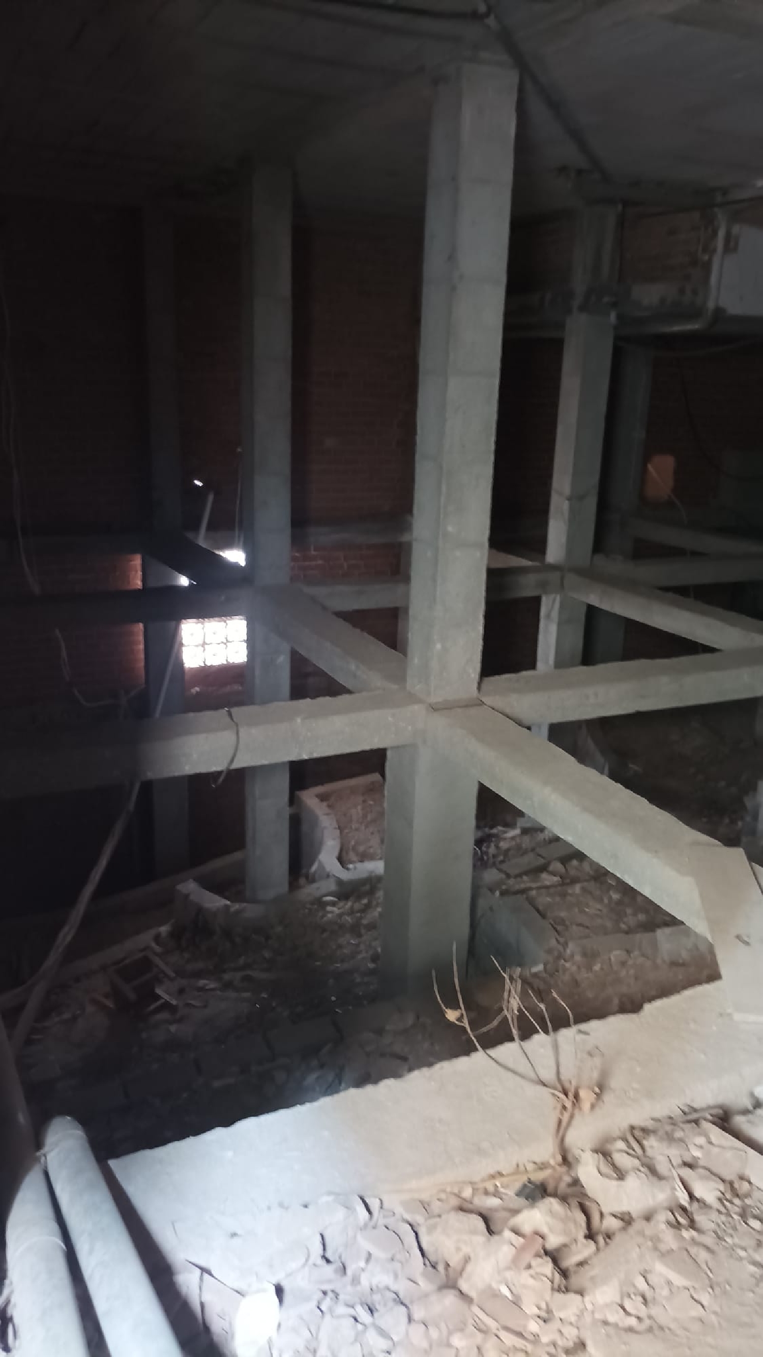 te koop bedrijfsruimte/ kantoor Nerja Axarquía 2