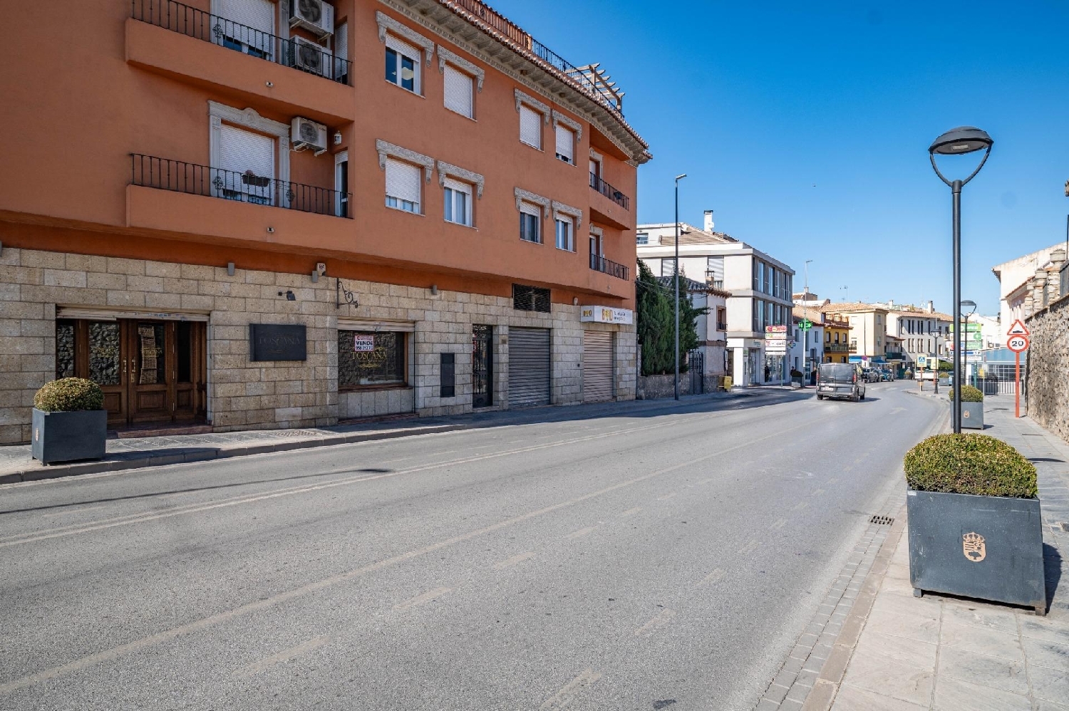 te koop bedrijfsruimte/ kantoor Ogíjares Vega De Granada 1