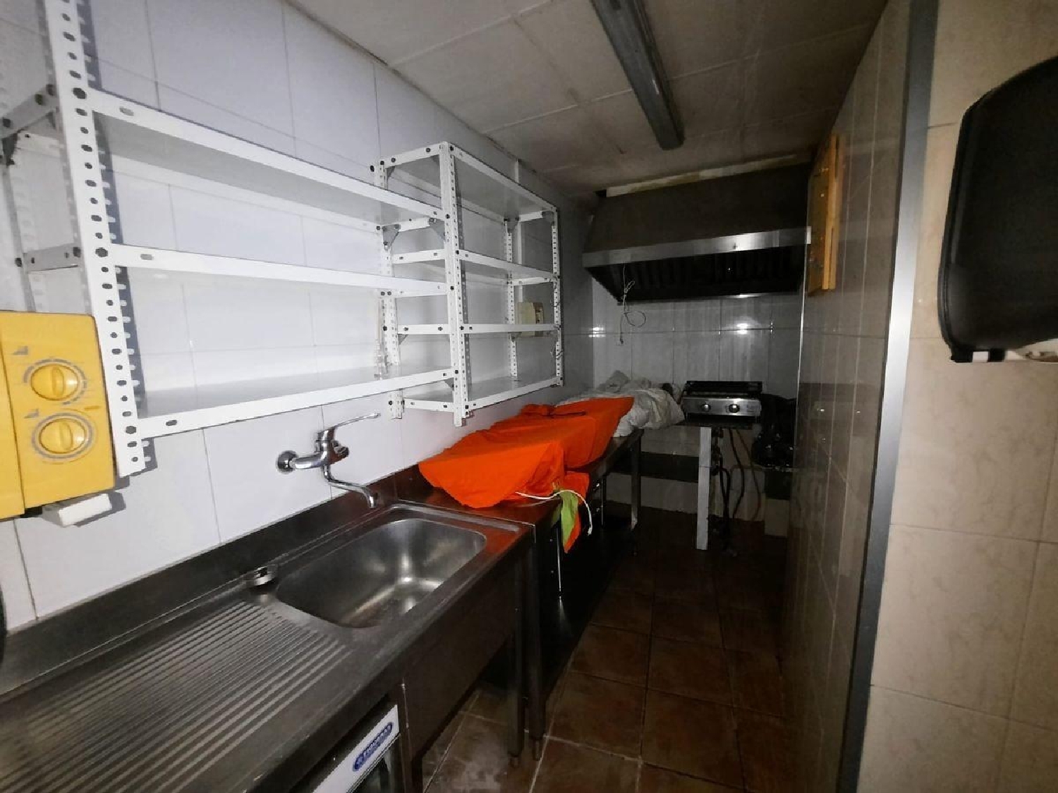  te koop bedrijfsruimte/ kantoor Sant Carles De La Ràpita Montsià 8