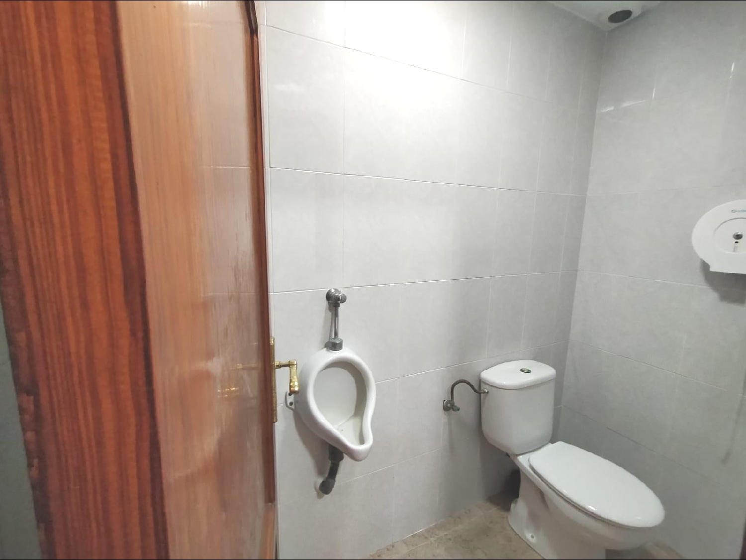  for sale commercial Valencia De Las Torres Campiña Sur 8