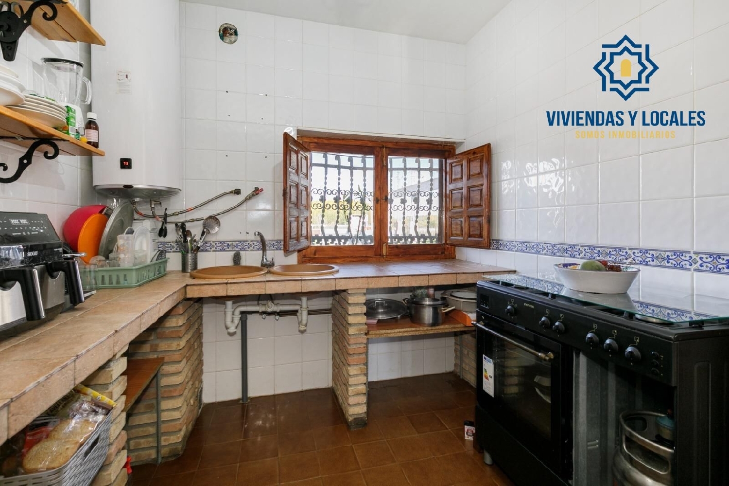 till salu hus på landet Barrio De Granada Alacantí 8