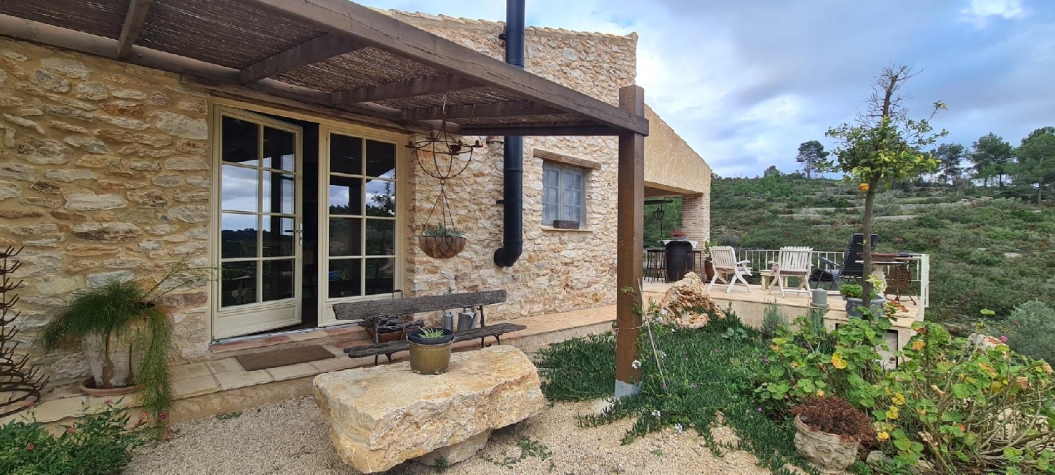  till salu hus på landet Perelló Gironès 2