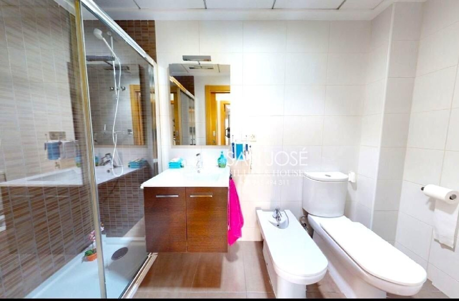 till salu bottenvåning Cheda Arzúa 8