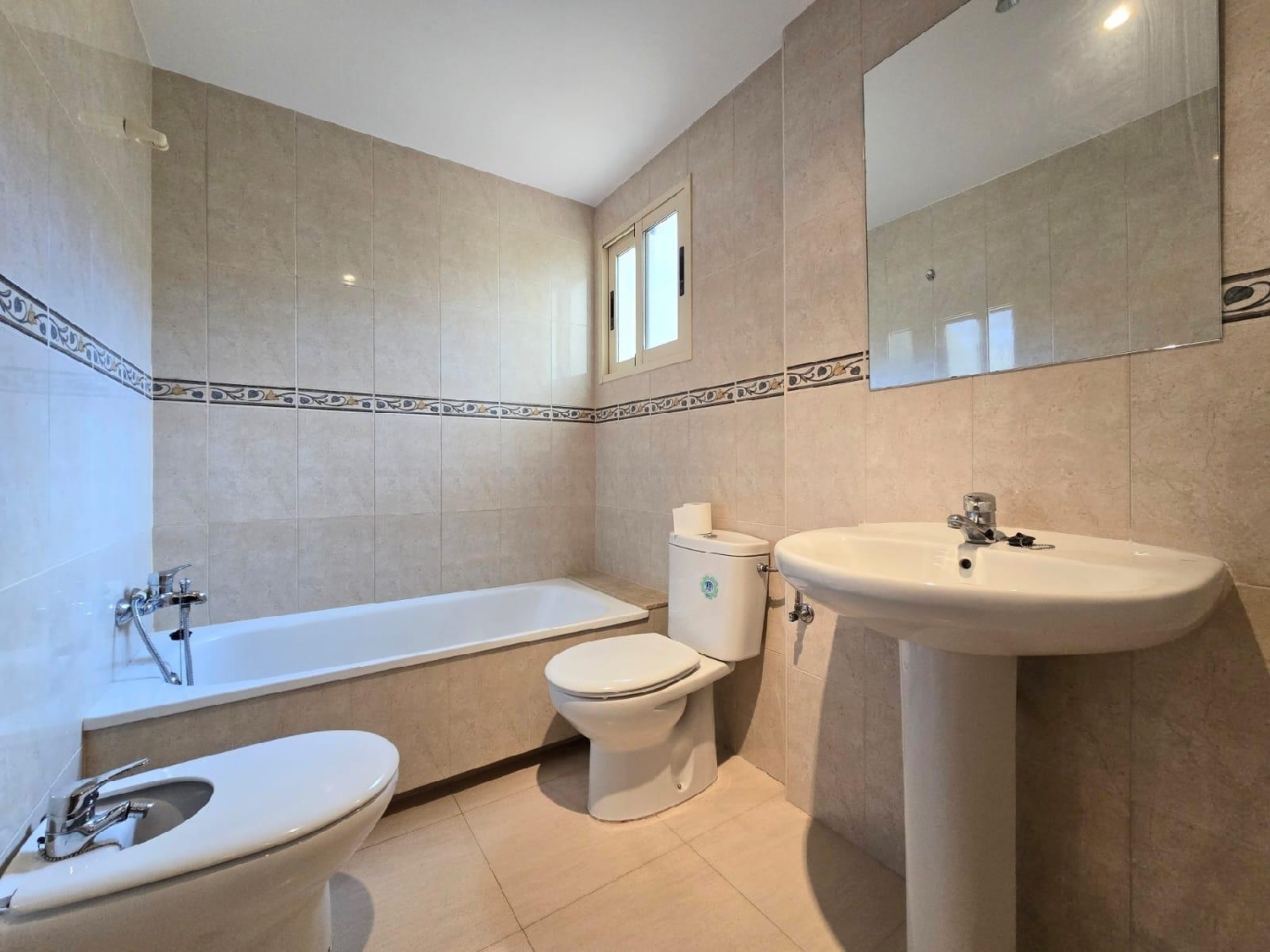 till salu bottenvåning Hondón De Las Nieves Vinalopó Mitjà 3