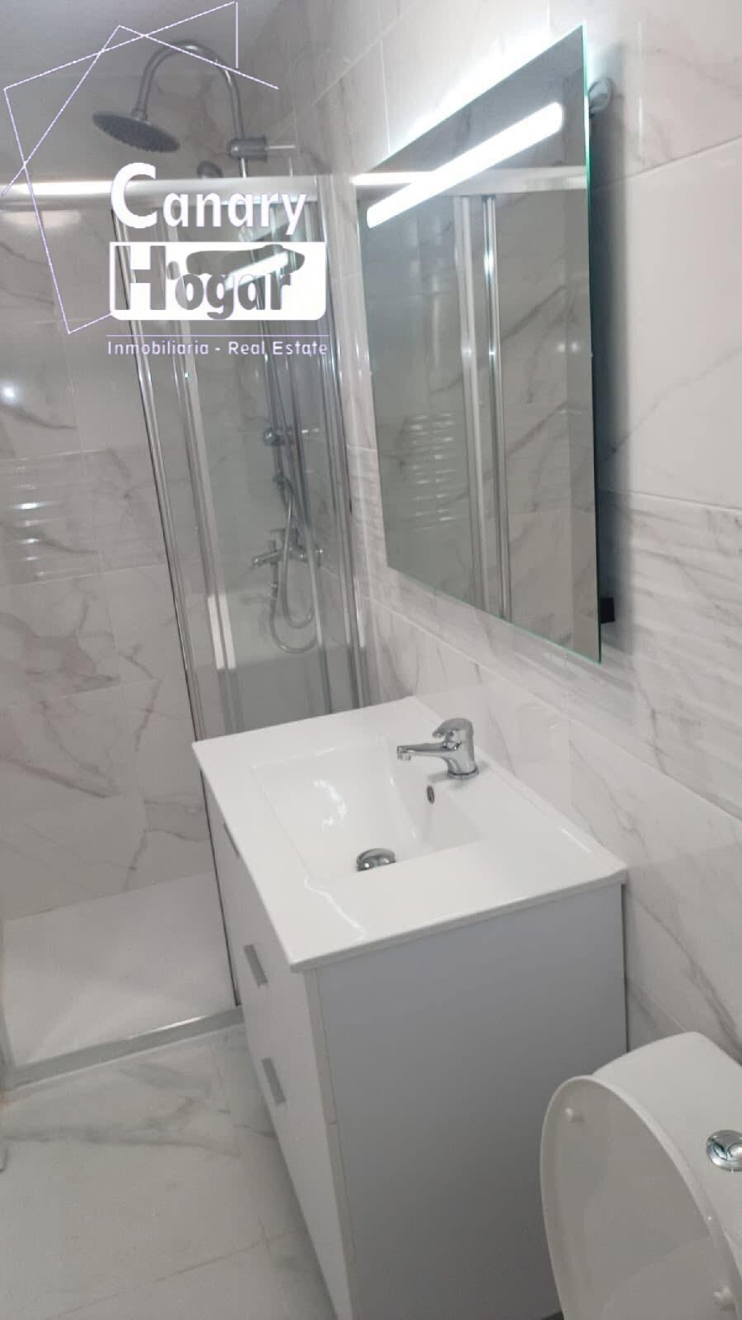 till salu bottenvåning Maroñas Noya 8