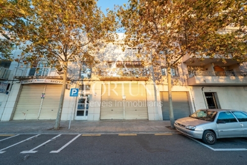 Barriada Les Tres Creus Bages casa foto 6337101