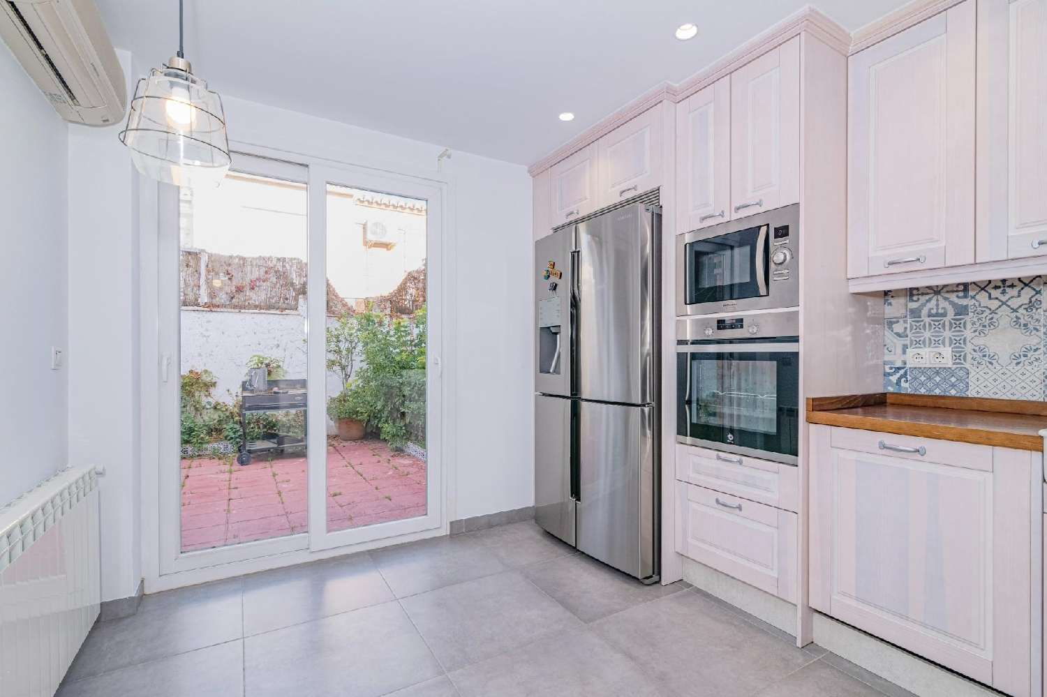  till salu hus Barrio De Granada Alacantí 4