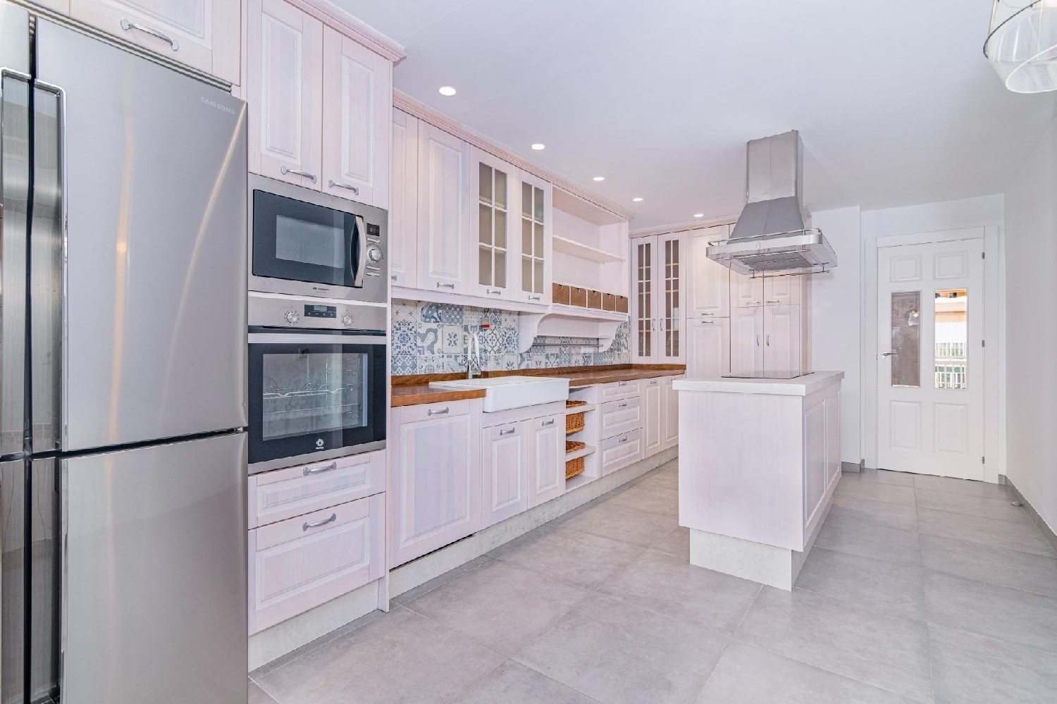  till salu hus Barrio De Granada Alacantí 1