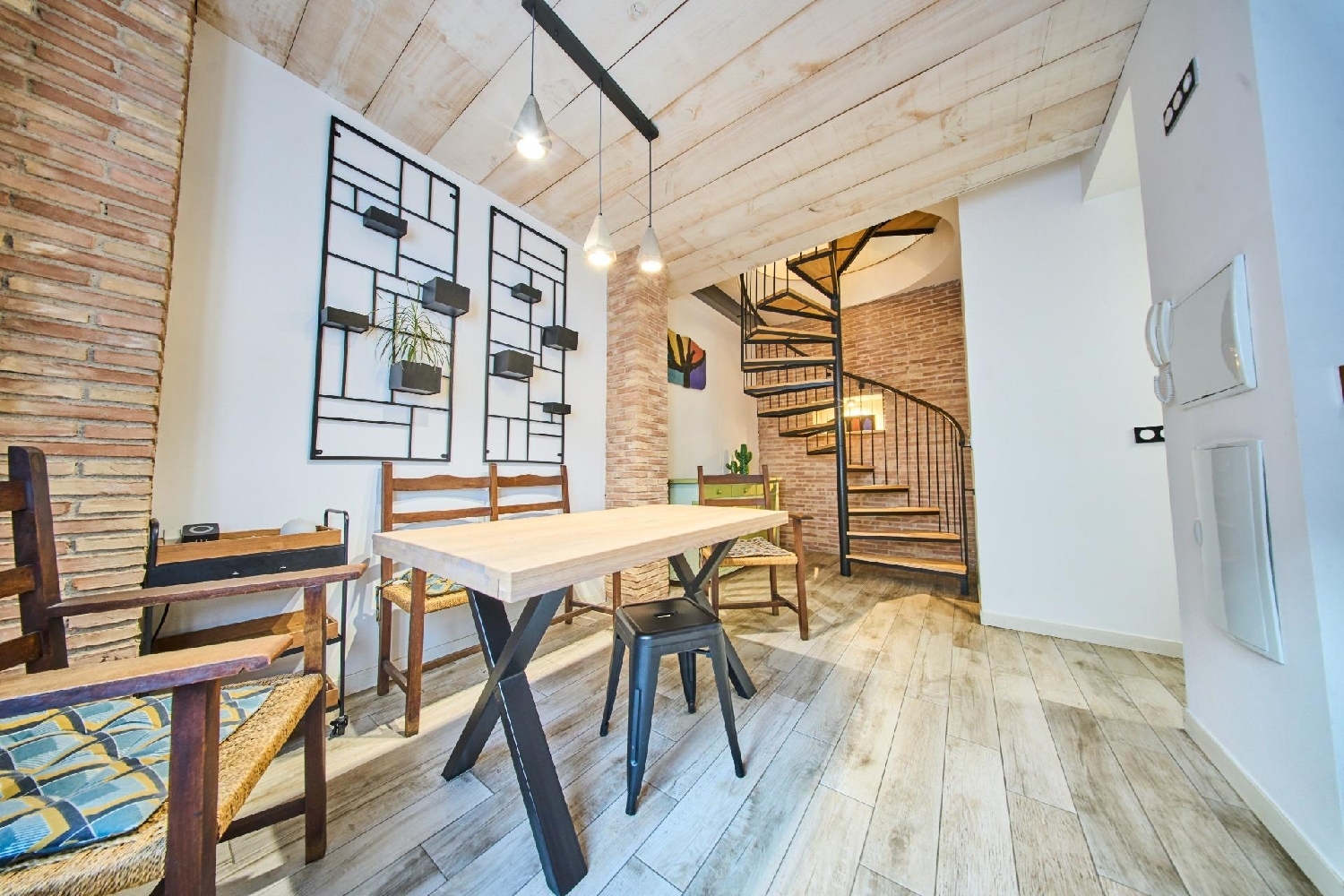  till salu hus Barrio De Granada Alacantí 1