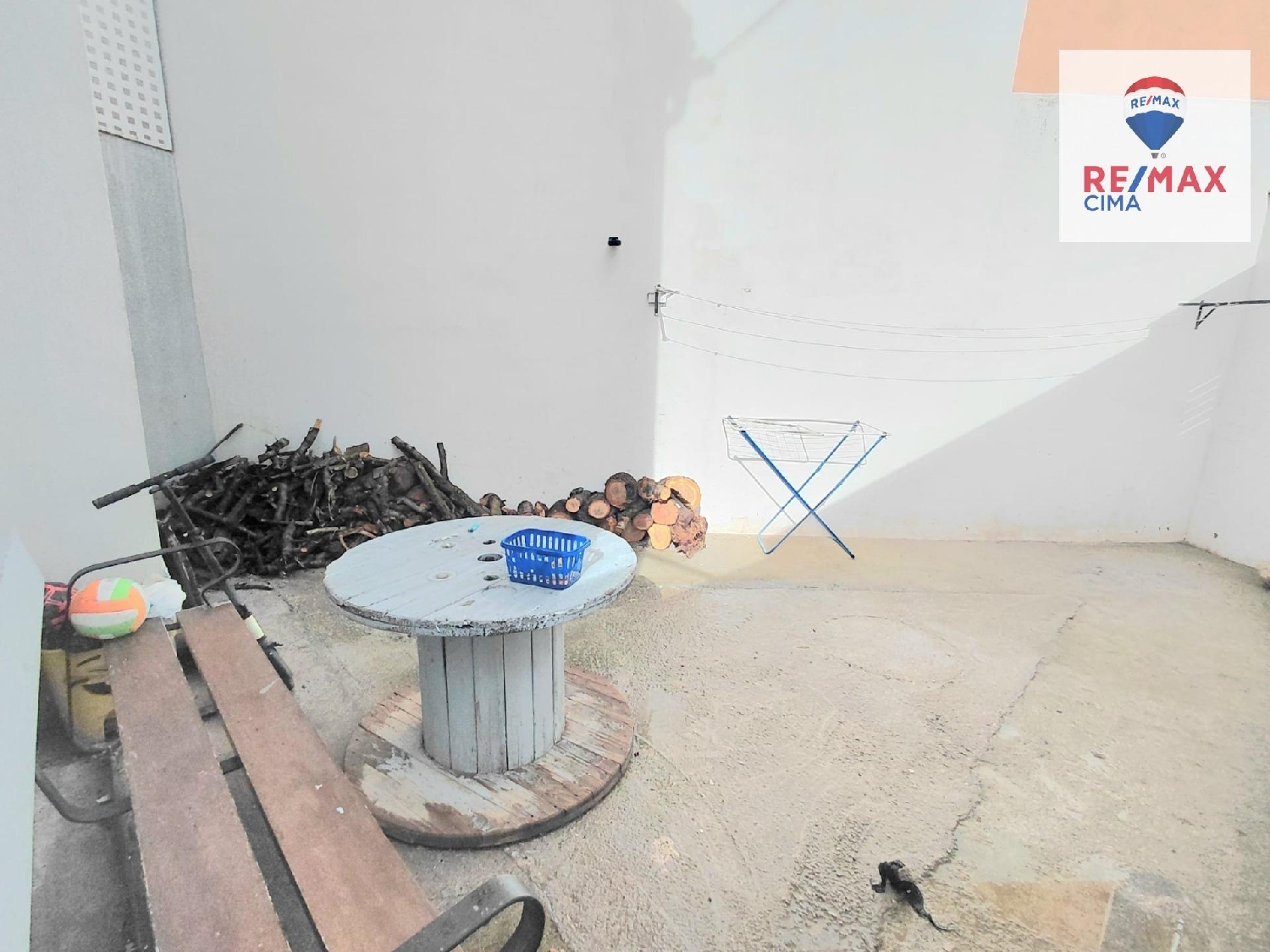  till salu hus Baza Baza 5