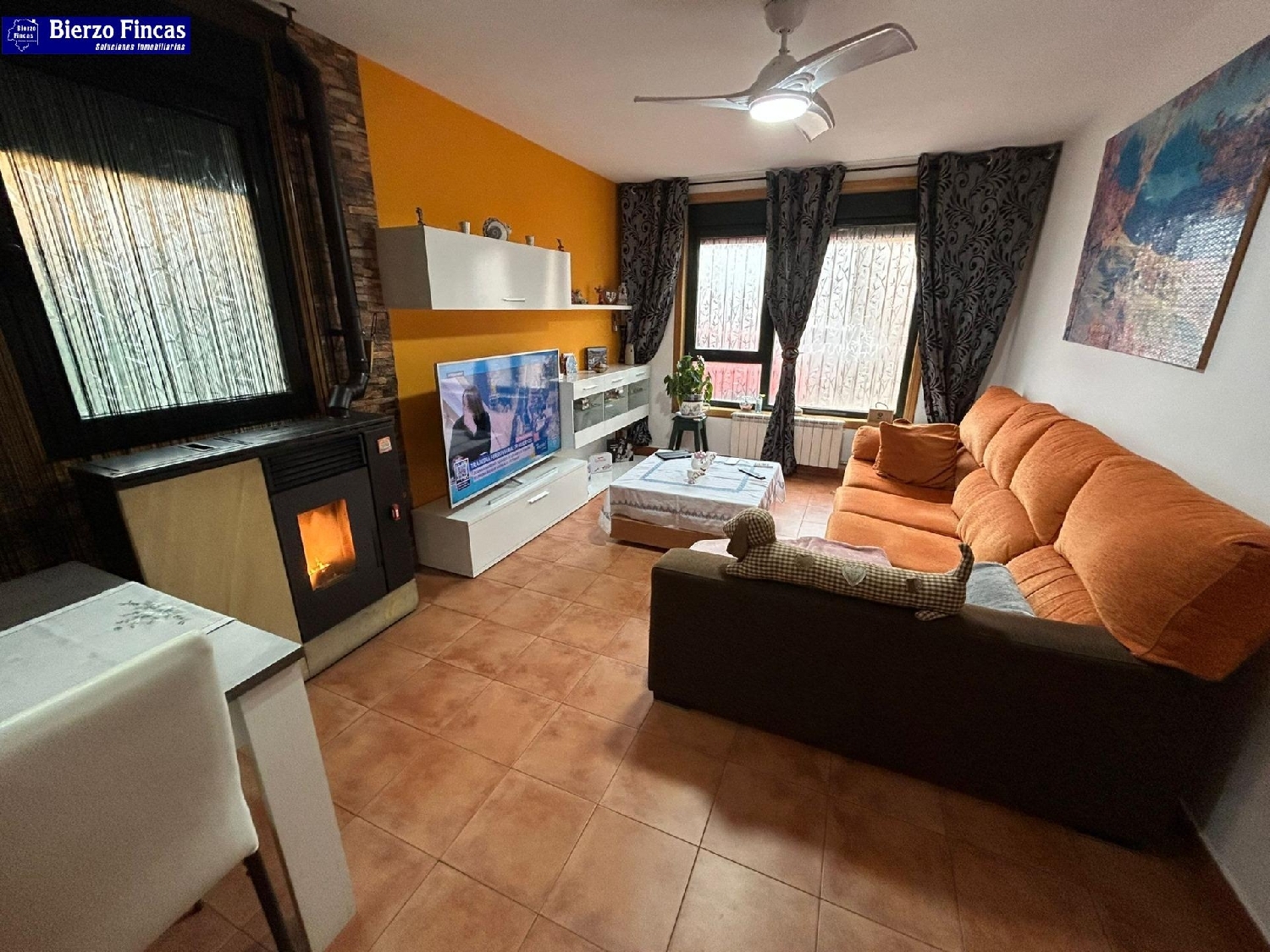 till salu hus Carracedelo Bierzo (El) 3