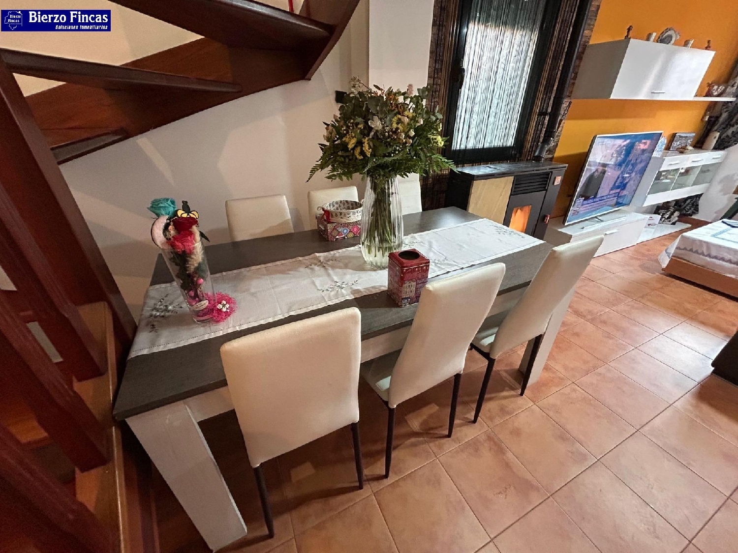 till salu hus Carracedelo Bierzo (El) 4