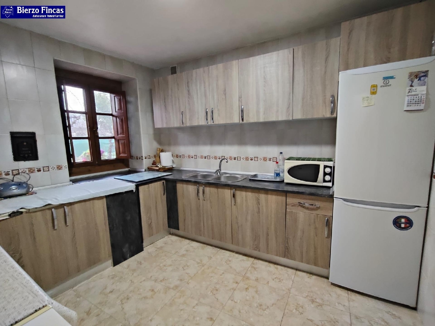  for sale house Carracedelo Bierzo (El) 7