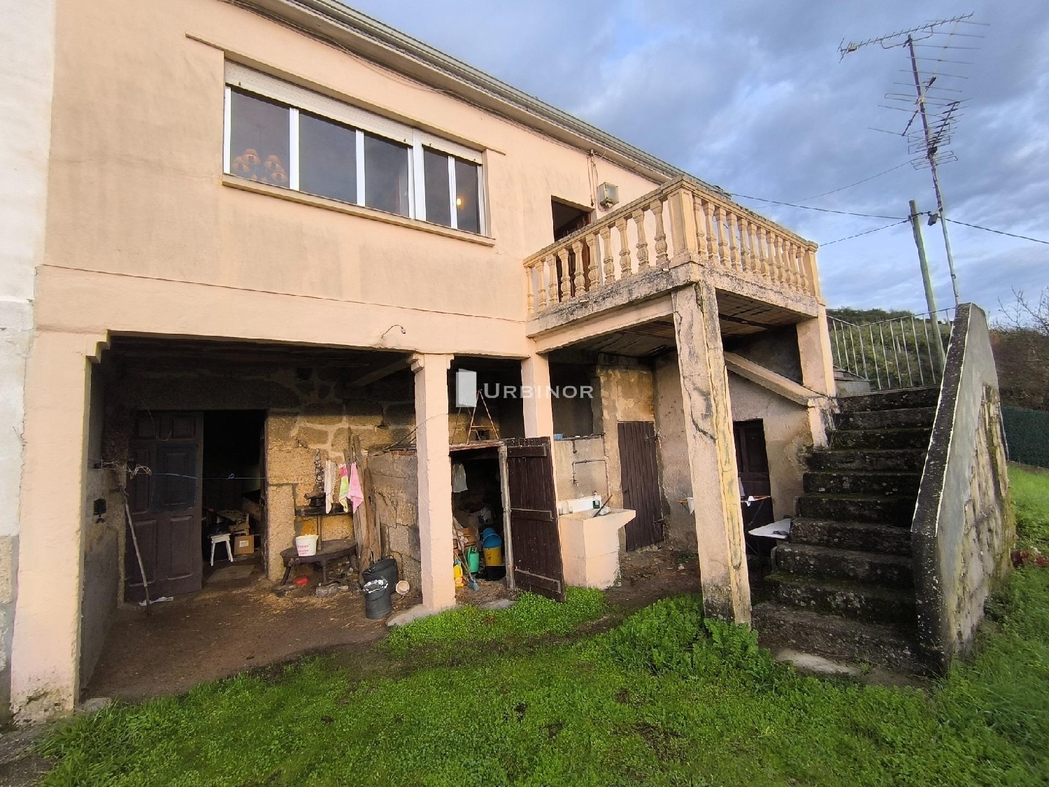  en venta casa Cenlle Ribeiro 1