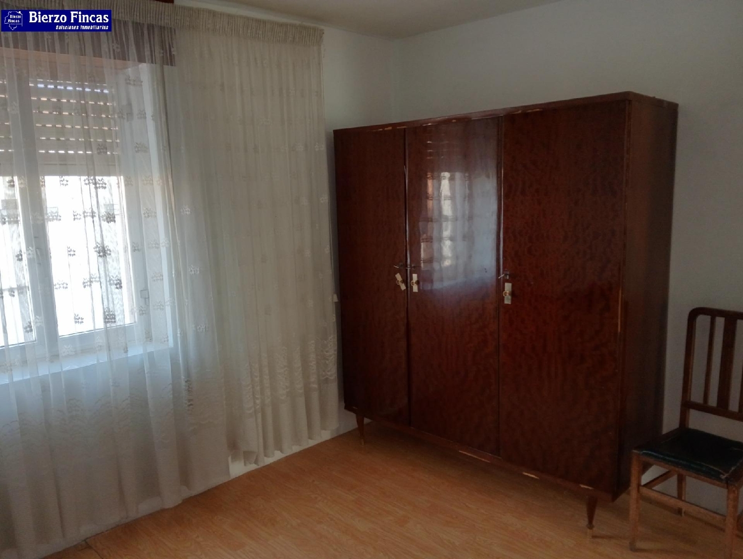 for sale house Chozas De Abajo León 5