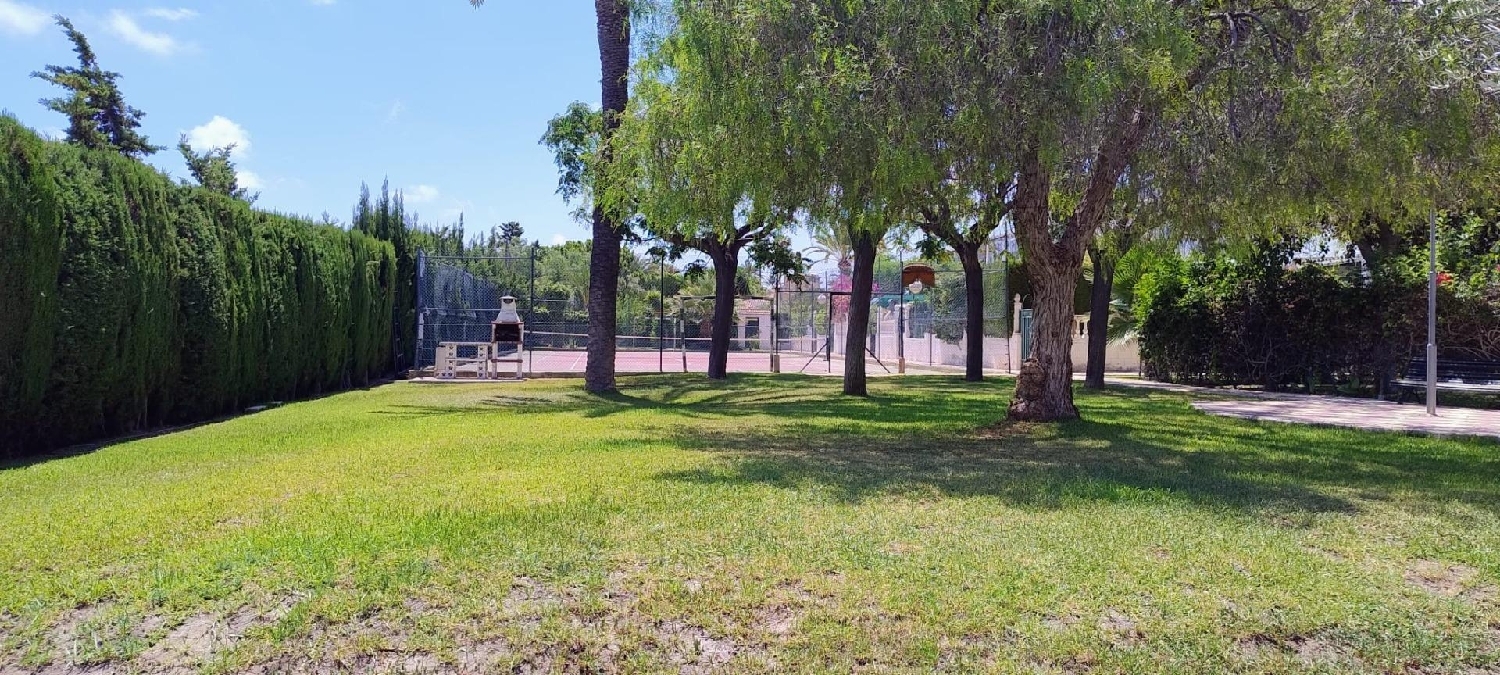  till salu hus El Campello Alacantí 3