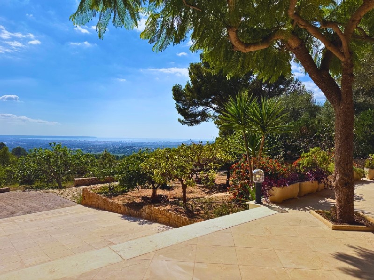  till salu hus Estacio Nord Comtat 1