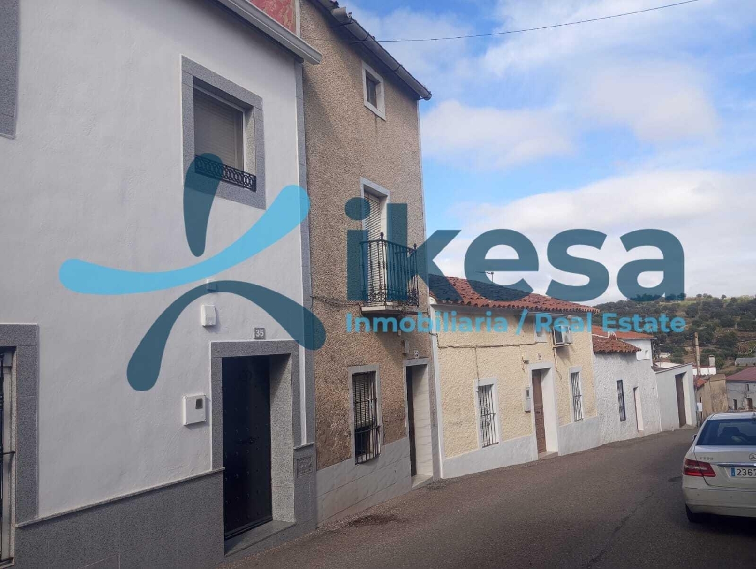  for sale house Higuera De Vargas Olienza 2