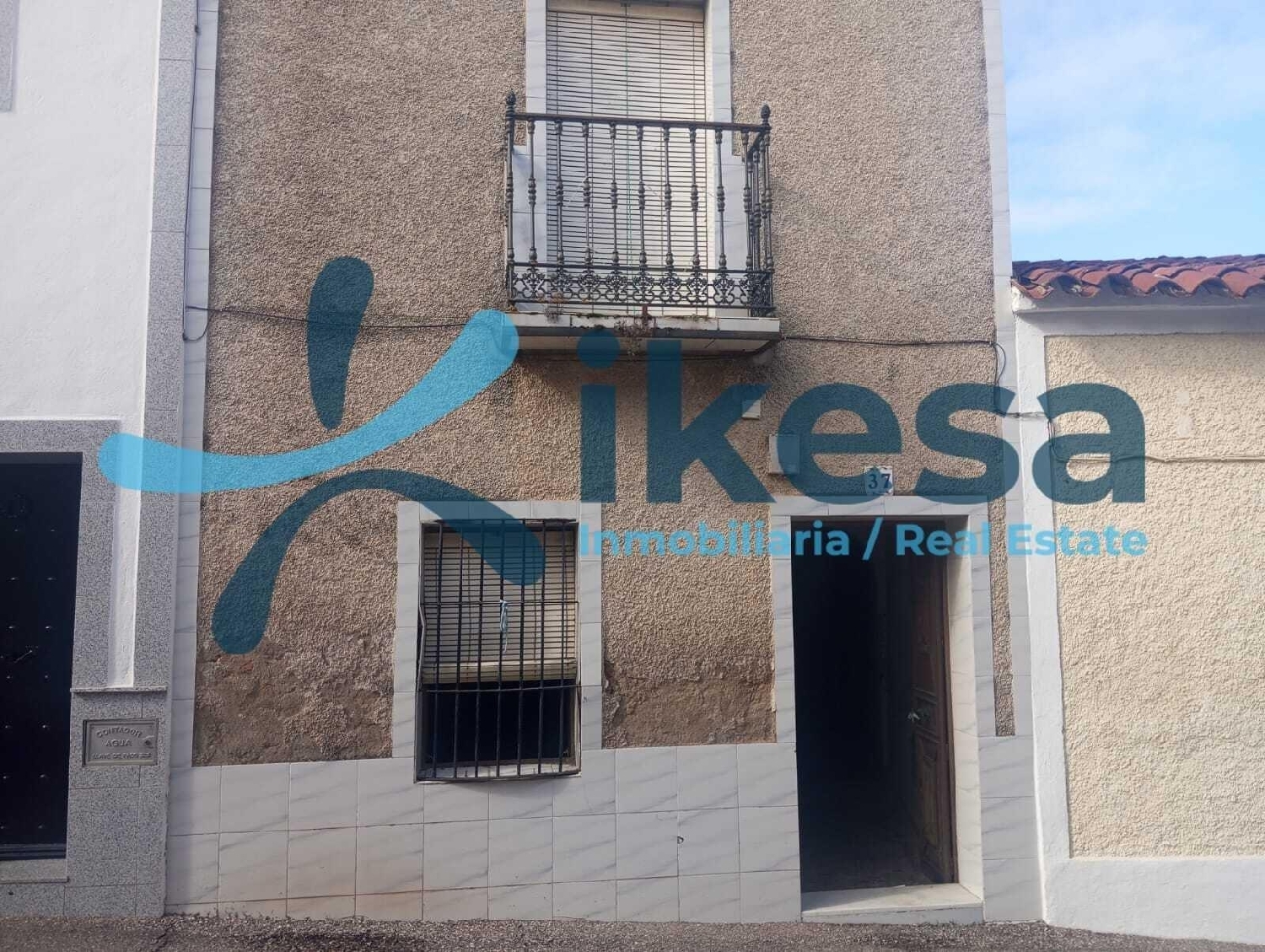  for sale house Higuera De Vargas Olienza 1