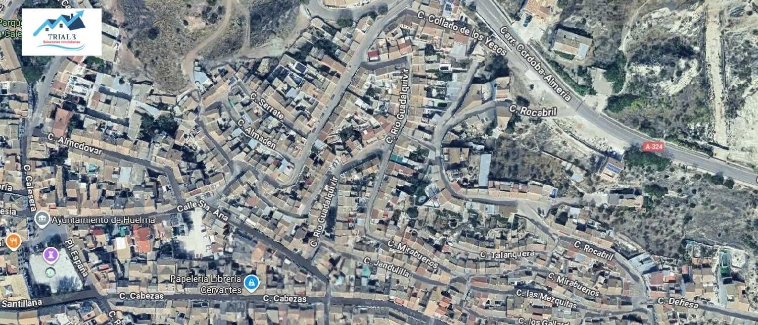 till salu hus Huelma Sierra Mágina 3