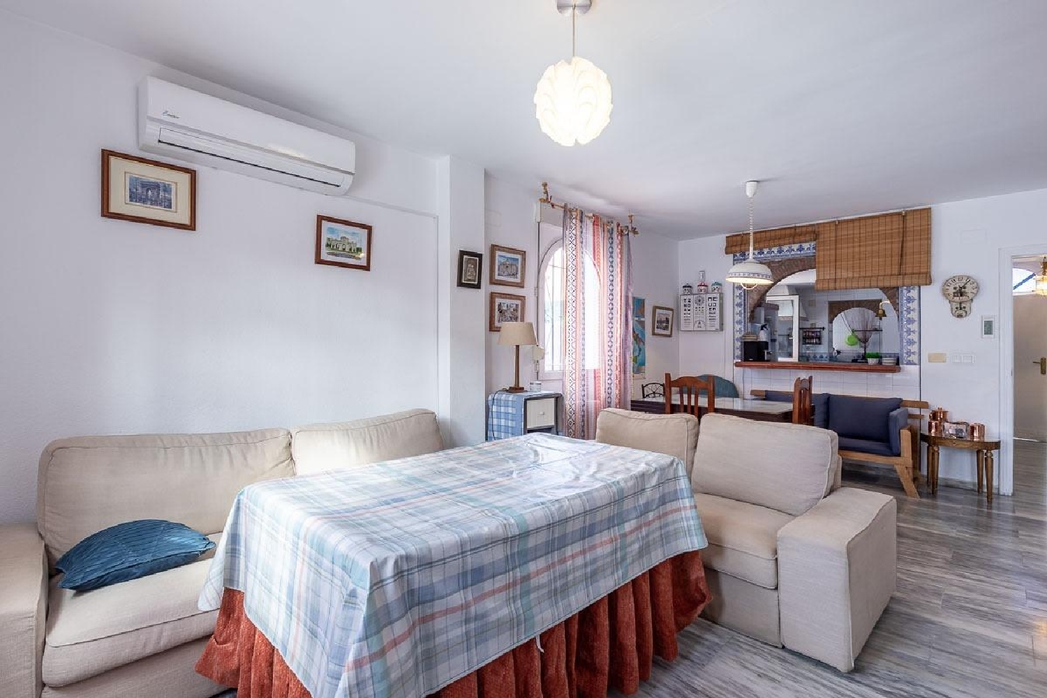  te koop huis Jun Vega De Granada 7