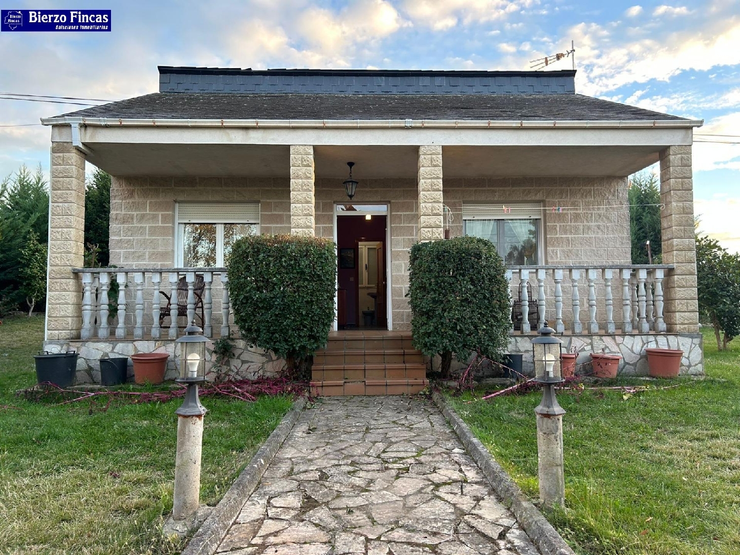 for sale house Ponferrada 24400 Bierzo (El) 1