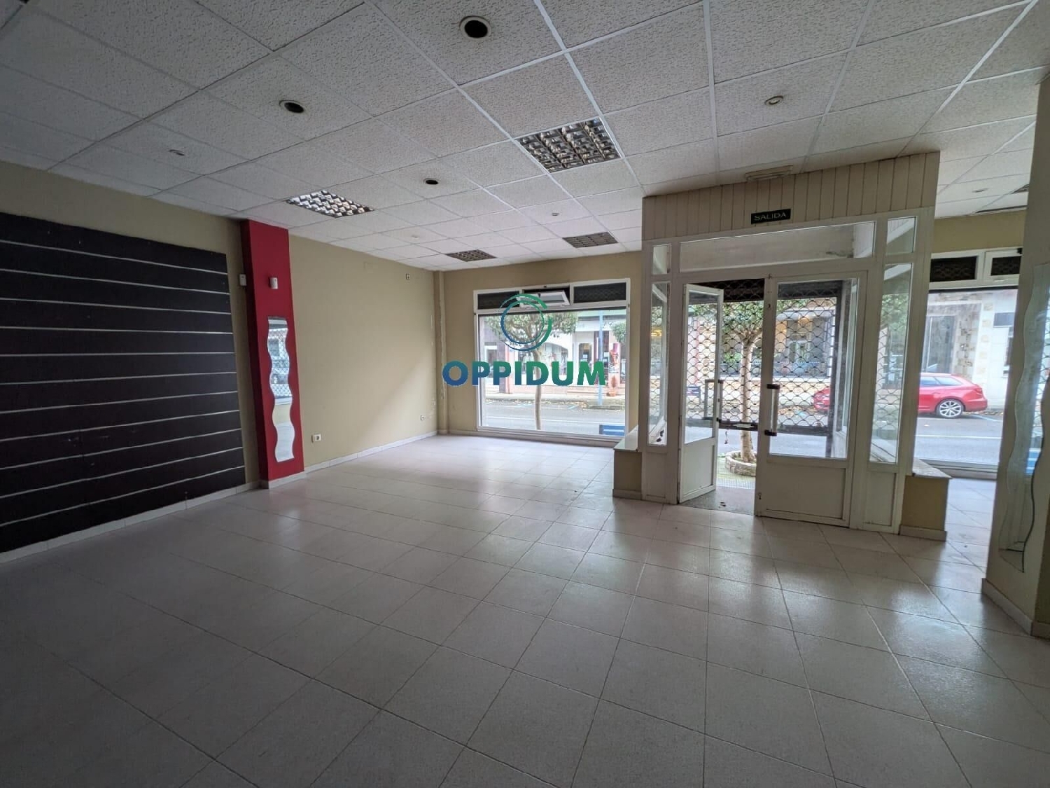  te koop bedrijfsruimte Ponteceso Bergantiños 2