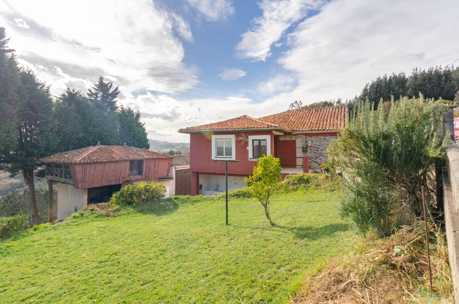  for sale house Salas Oviedo 1