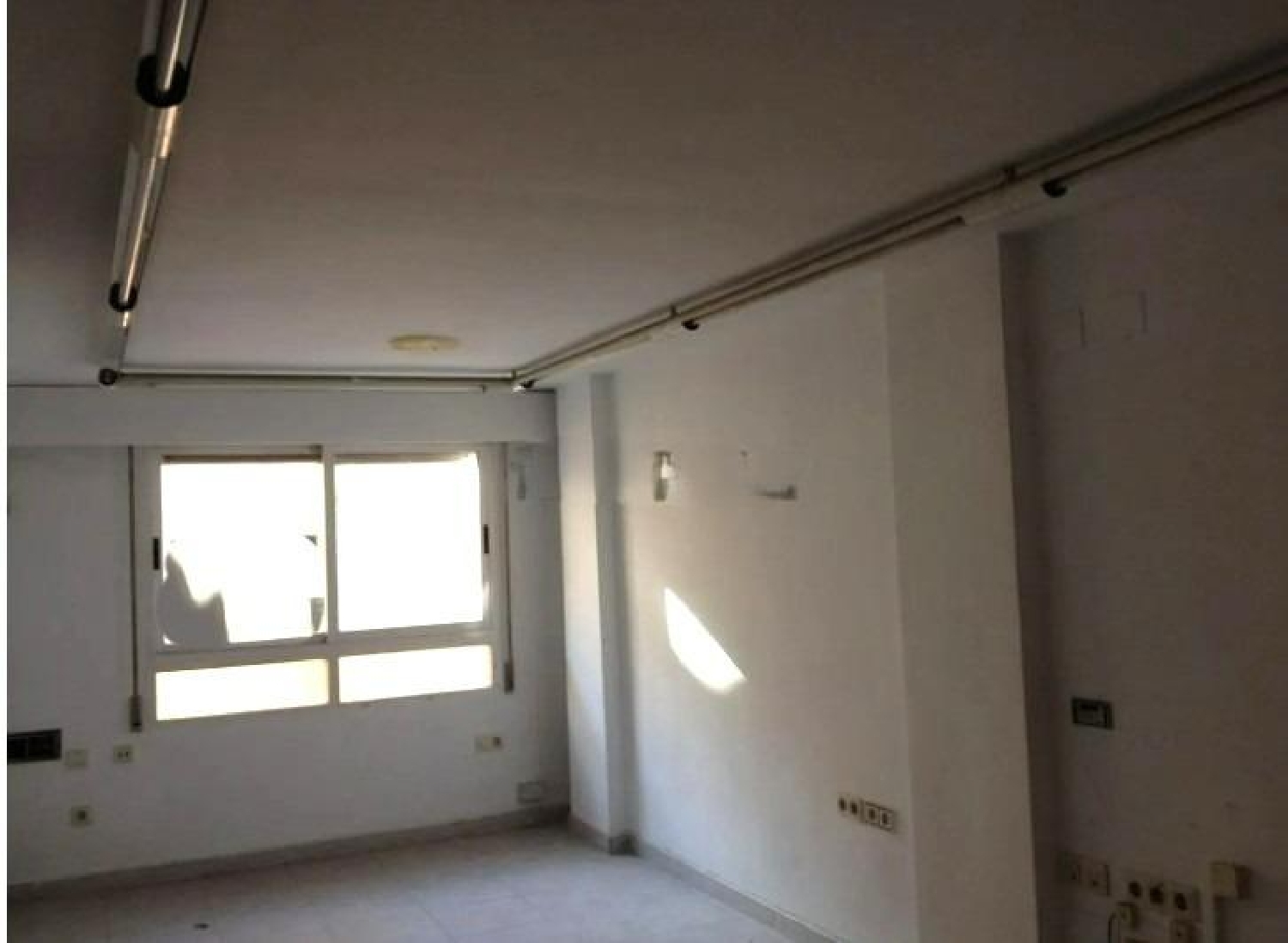 te koop kantoor Alicante Centro 03001 Alacantí 2