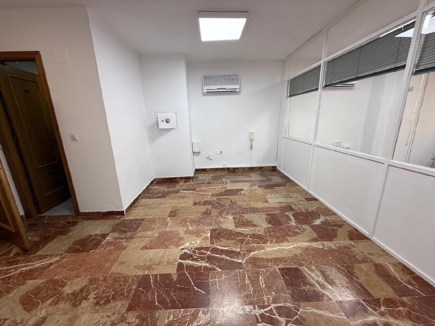  te koop kantoor Alicante Centro 03001 Alacantí 2