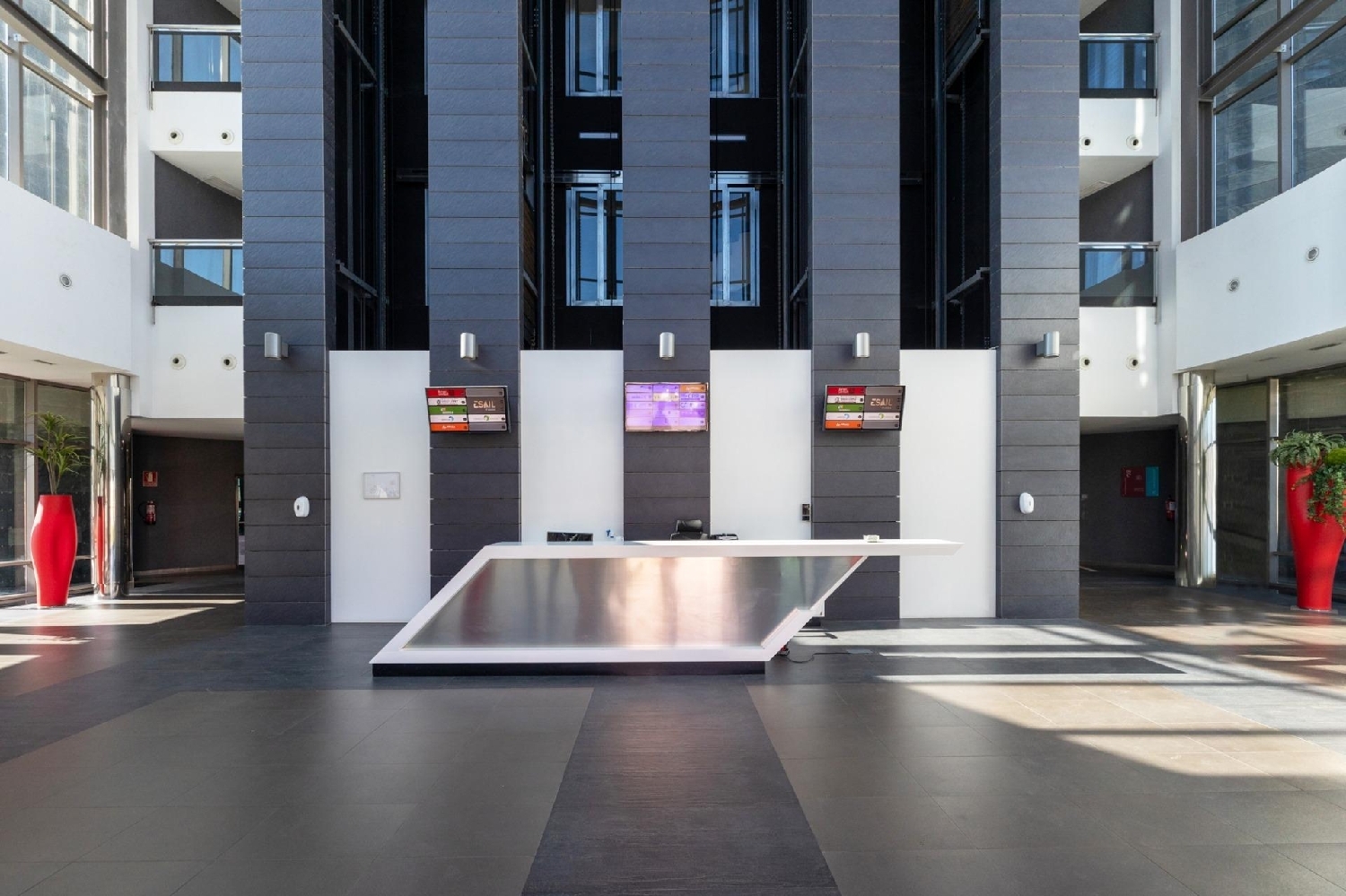 till salu kontor Barrio De Granada Alacantí 8