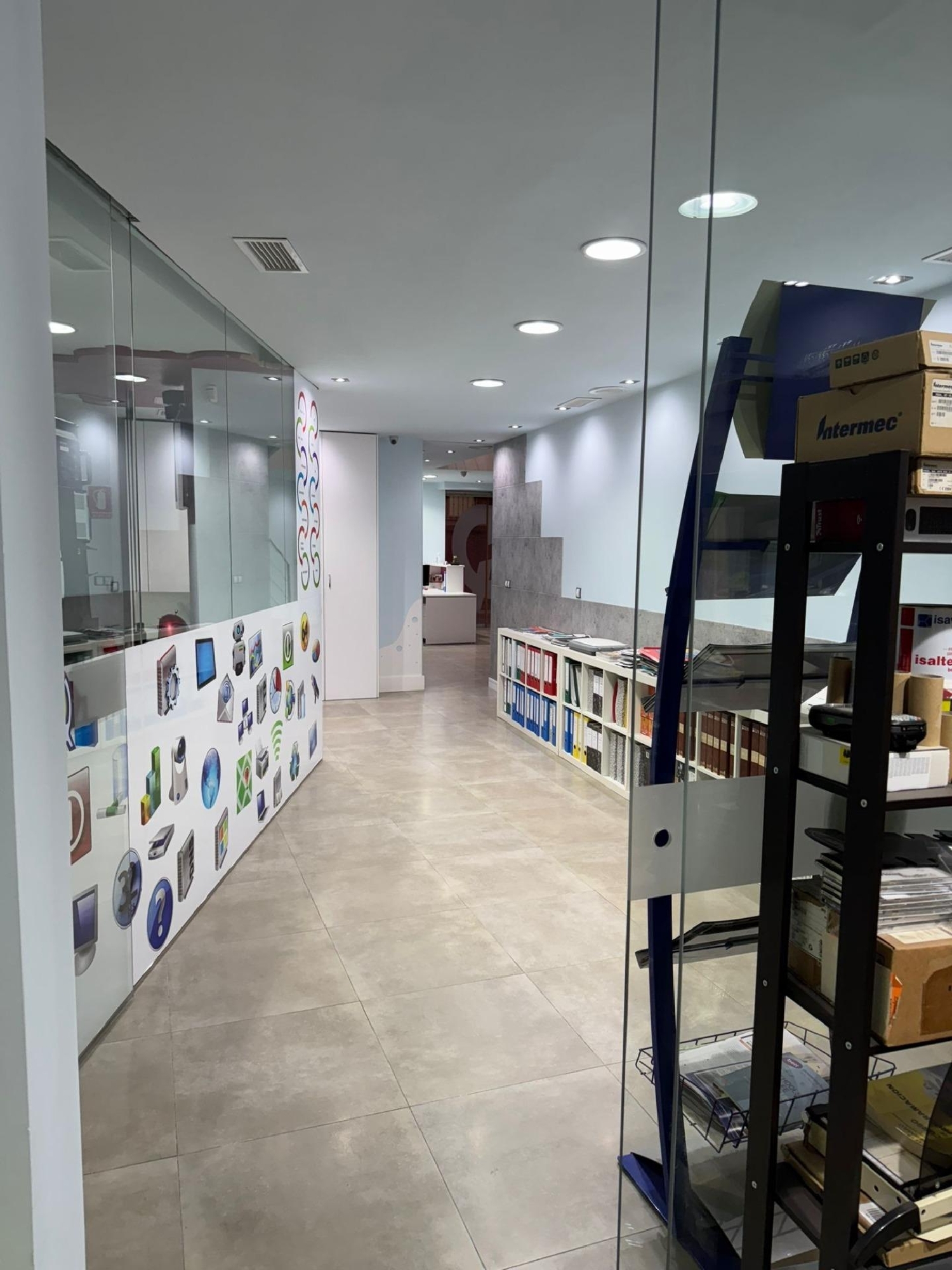  en venta oficina Cheda Arzúa 5