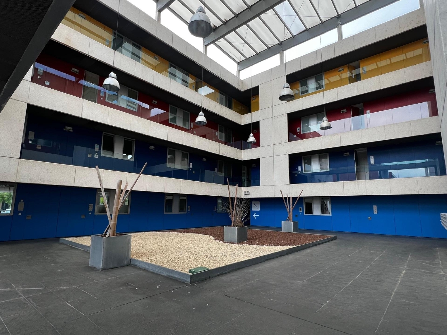 till salu kontor Mutilva Alta Pamplona 1