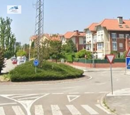 Santa Cruz De Bezana Comarca De Santander oficina foto 6340299