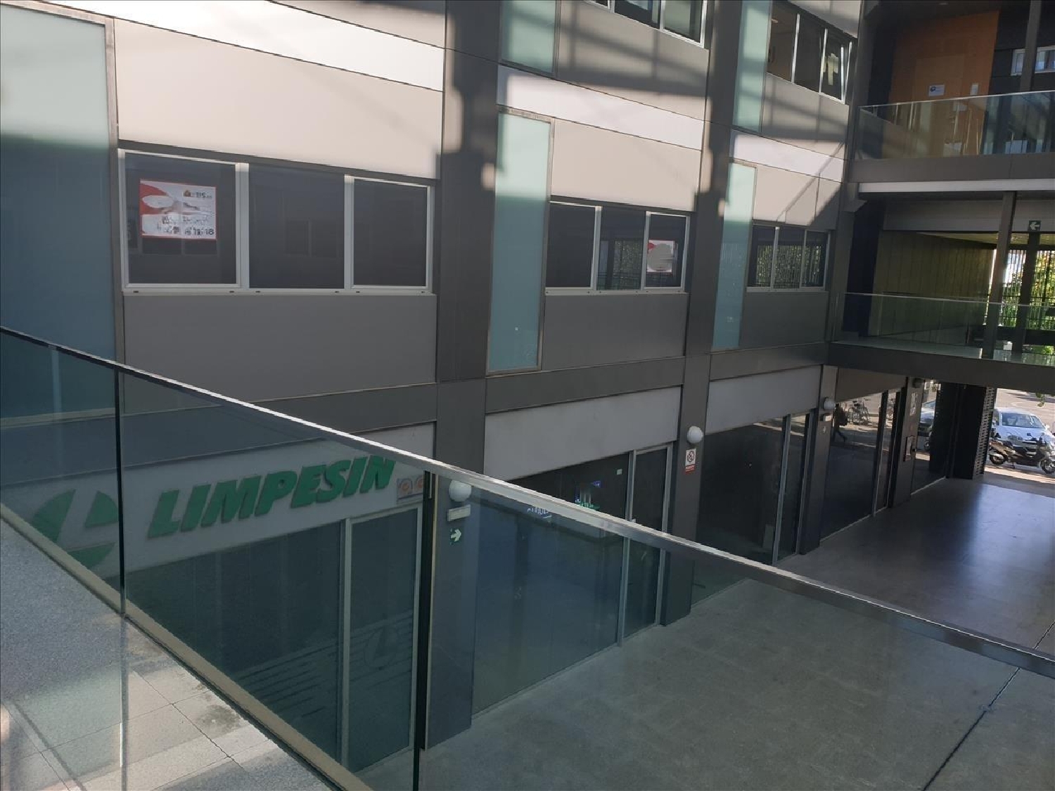  en venta oficina Sevilla La Nueva Sur 6