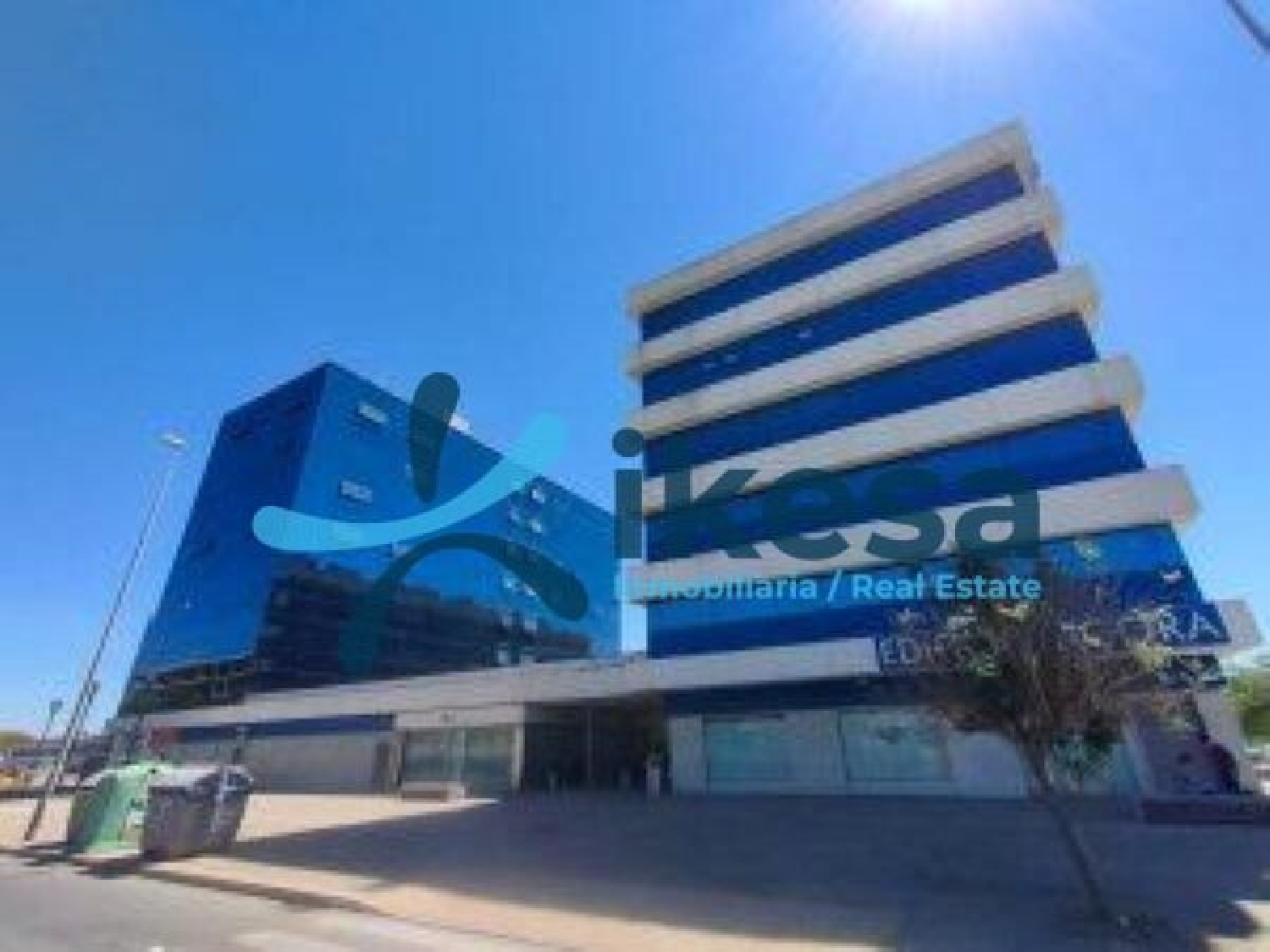 en venta oficina Sevilla La Nueva Sur 1