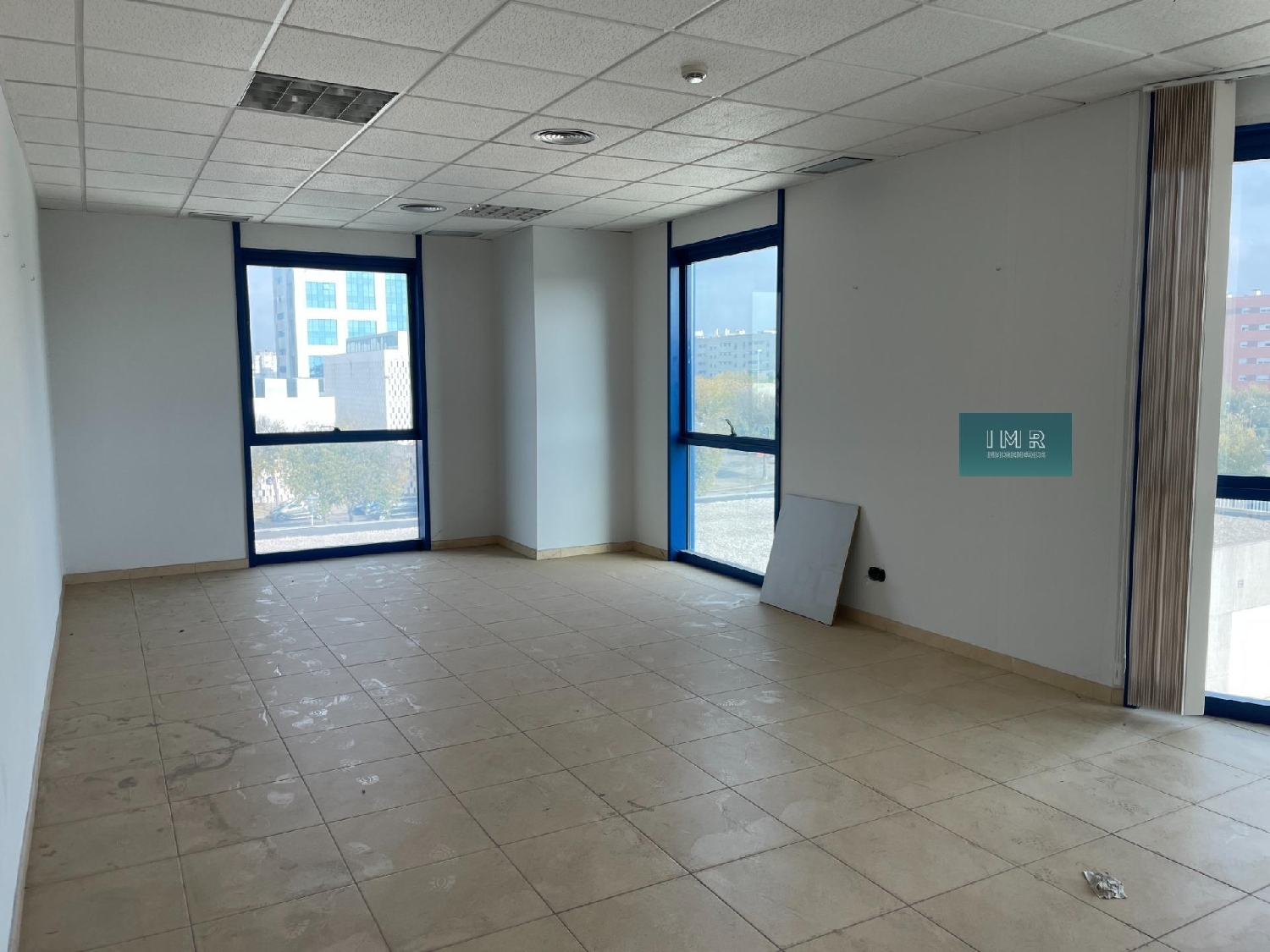 te koop kantoor Sevilla La Nueva Sur 2